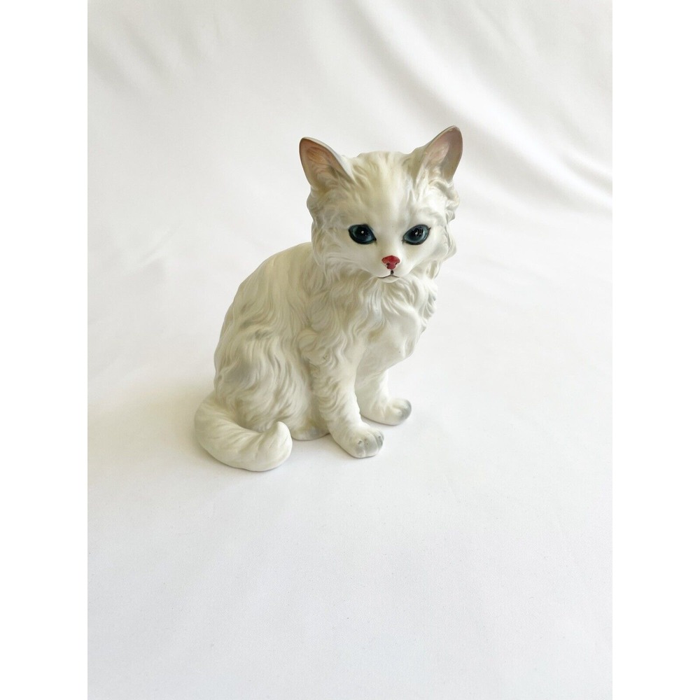 Lefton Sitting White Persian Cat Figurine 1514 Porcelain